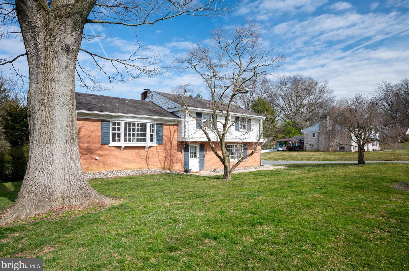 1127 Richmond Rd, Lancaster, PA 17603