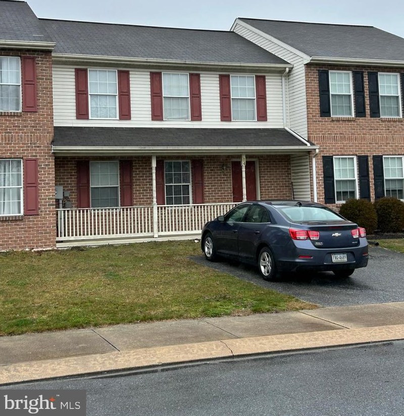 164 Heatherwood Dr, Ephrata, PA 17522