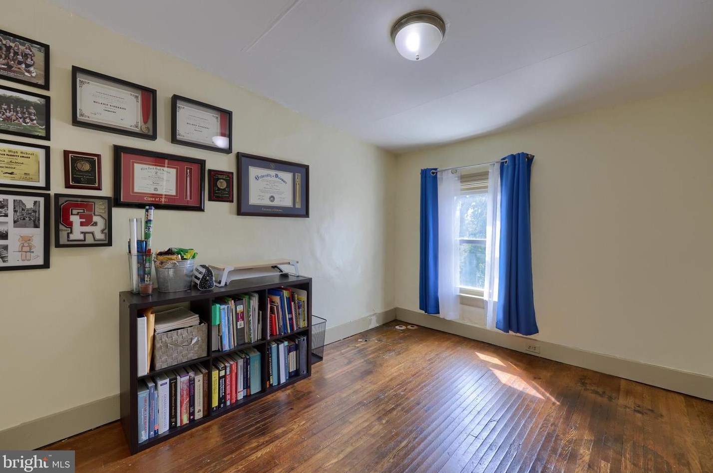 232 Pine St, Lancaster PA  17603-3435 exterior