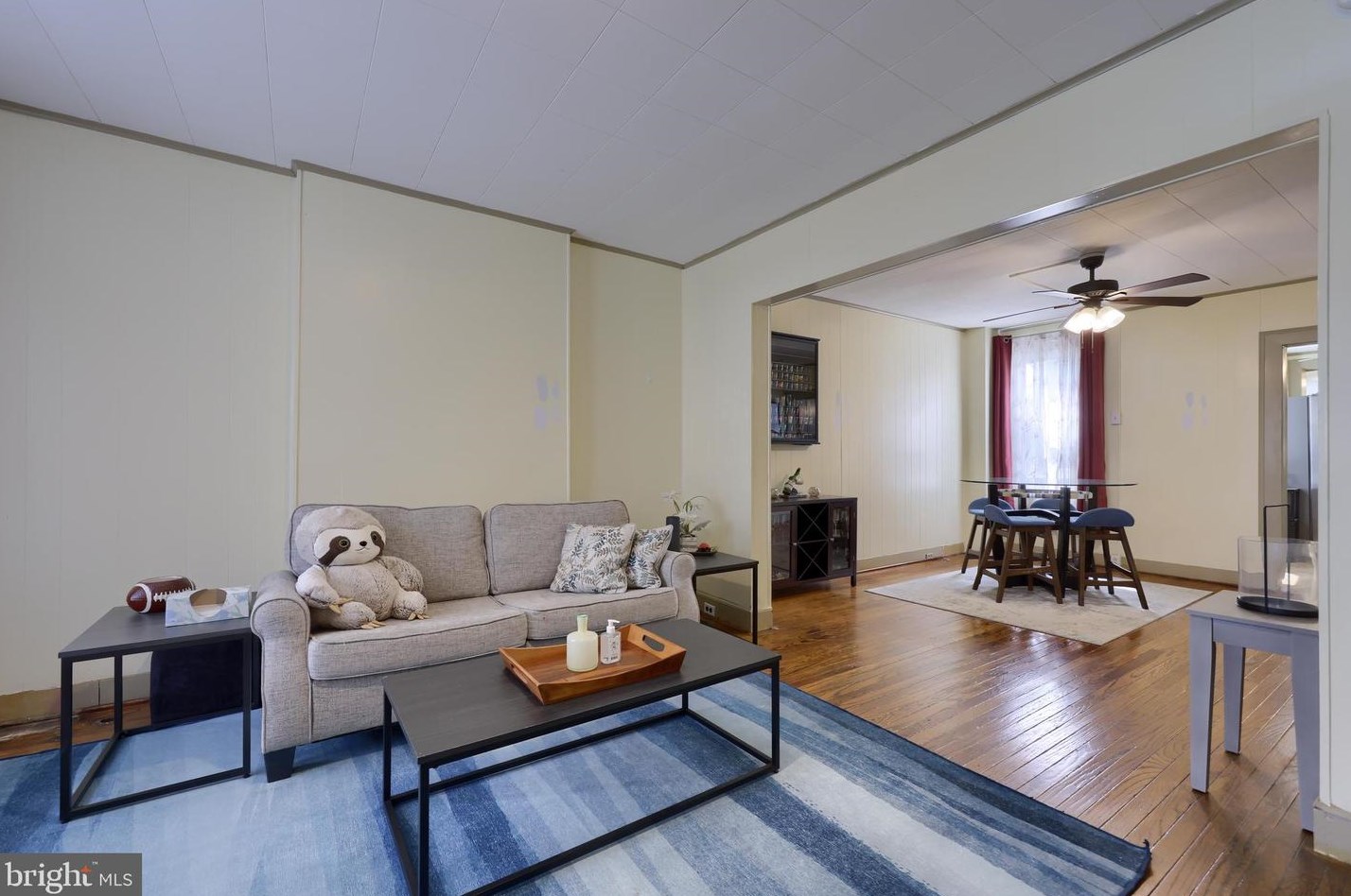 232 Pine St, Lancaster PA  17603-3435 exterior