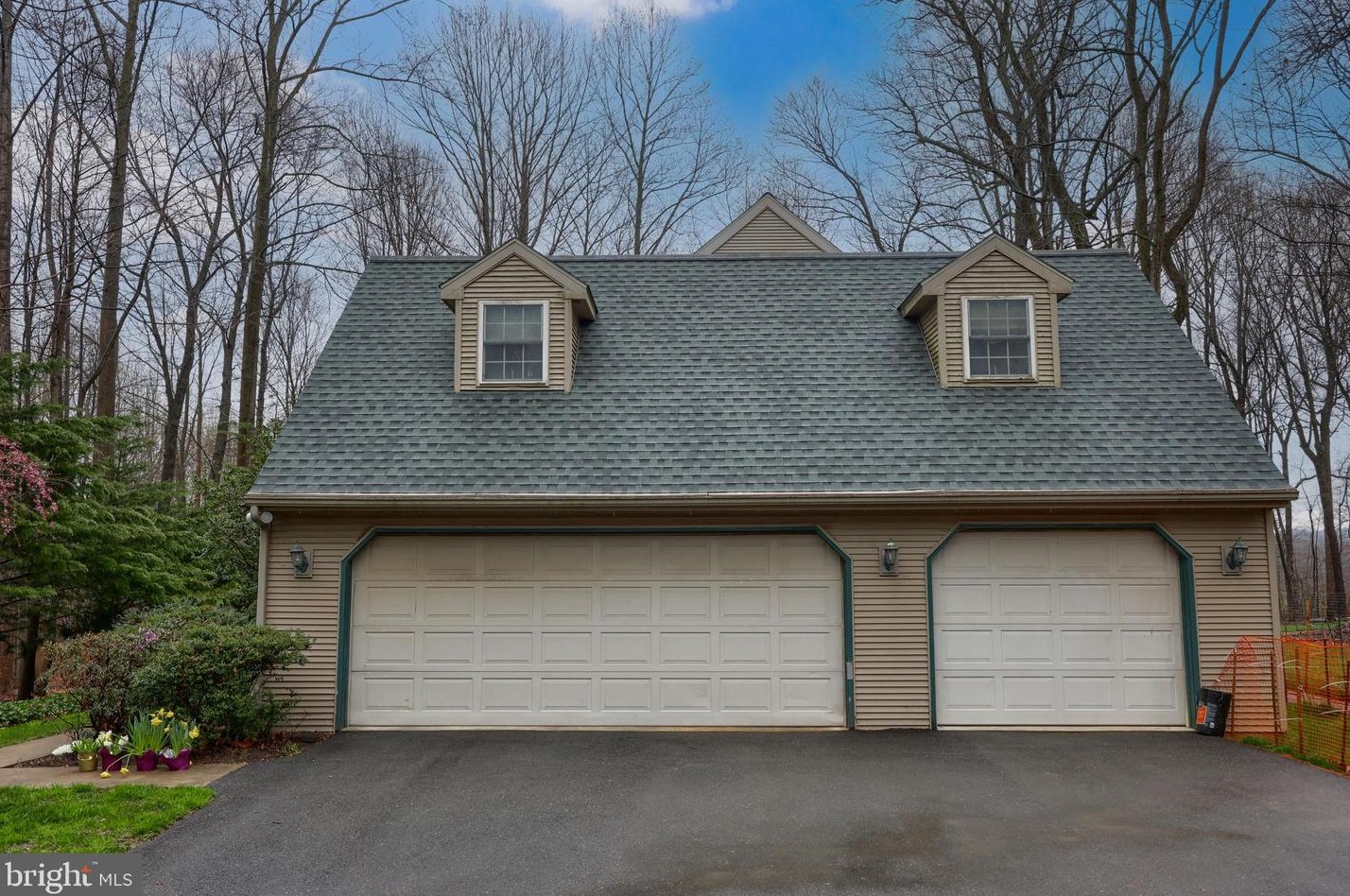 45 Four Oaks Dr, Pequea, PA 17565-9643