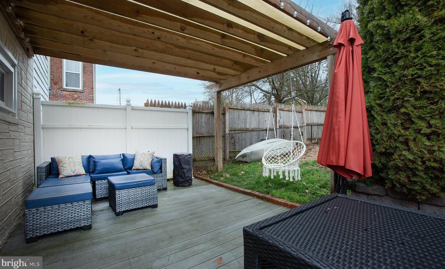 407 Poplar St, Kinderhook PA  17512-2121 exterior
