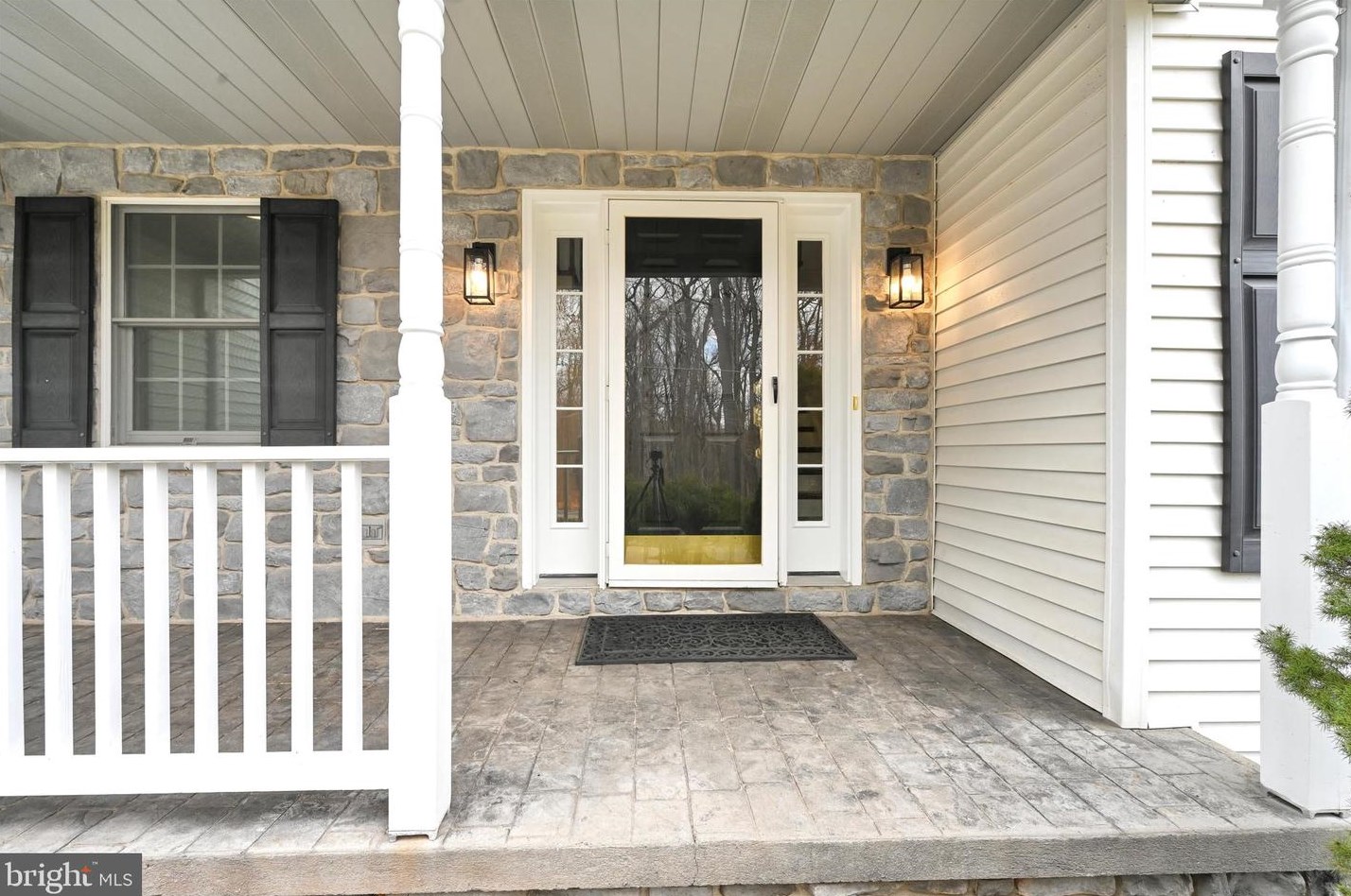 139 E Mohler Church Rd, Ephrata, PA 17522
