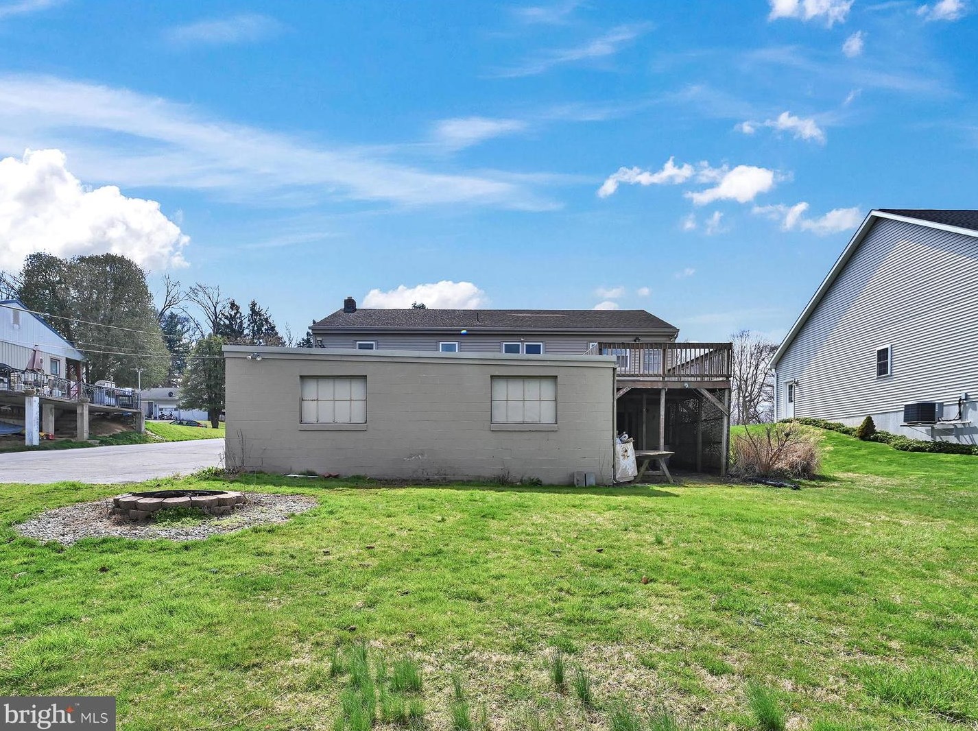 21 Boehms Rd, Willow PA  17584-9716 exterior