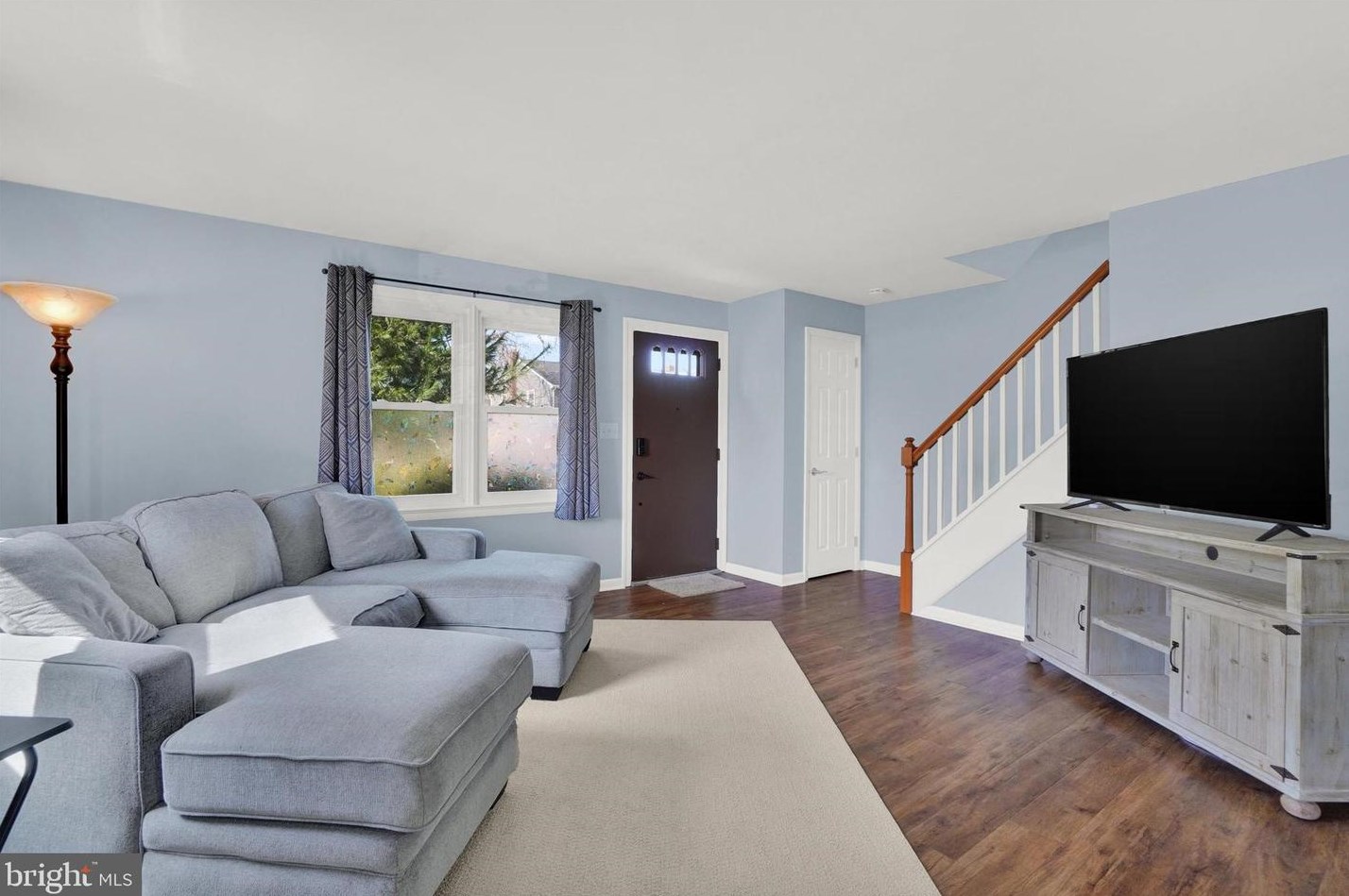 1360 Calvert Ln, Lancaster PA  17603-6828 exterior