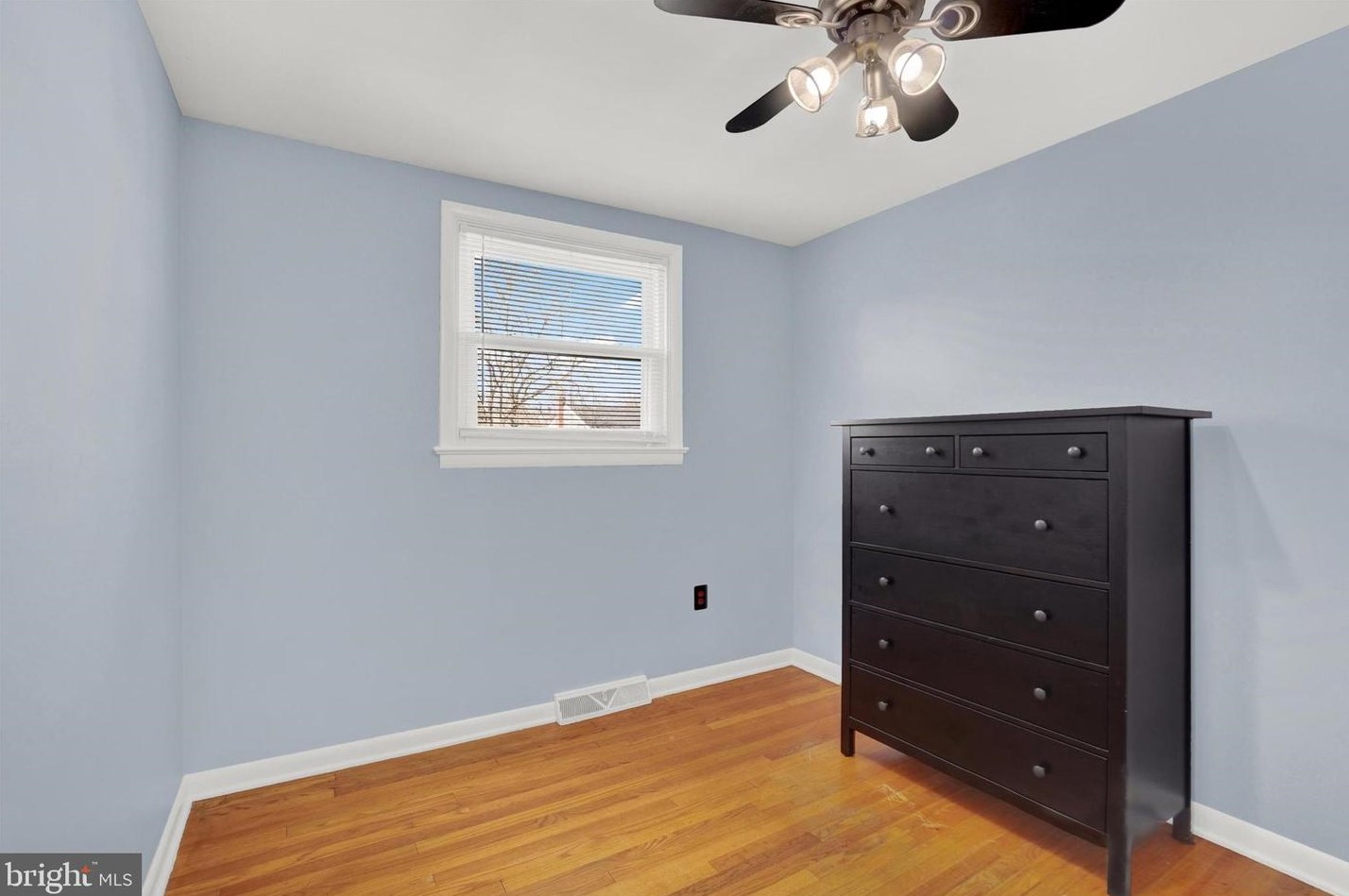 1360 Calvert Ln, Lancaster PA  17603-6828 exterior