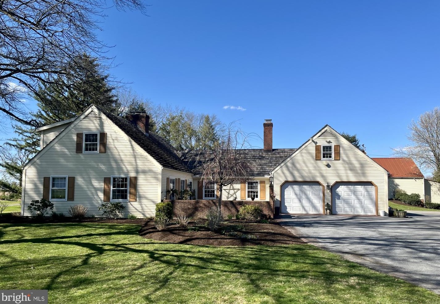 2323 Spruce St, Old Line, PA 17545-8805