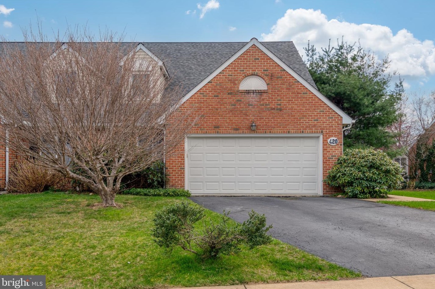 420 Society Hill Cir, Mountville, PA 17554