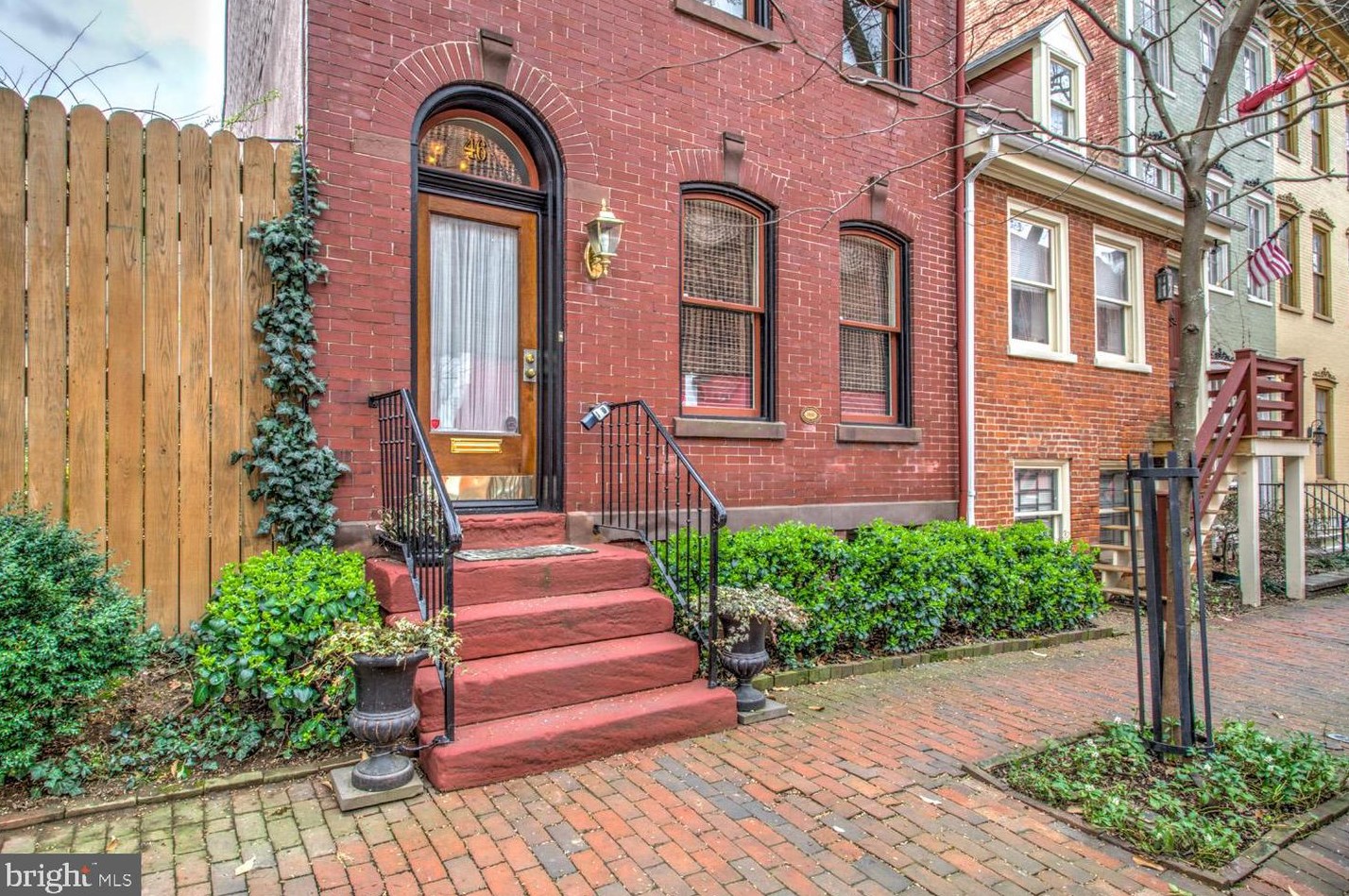 46 Vine St, Lancaster, PA 17602-3549