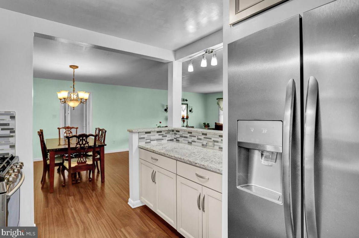 1800 Colonial Manor Dr, Lancaster PA  17603-6000 exterior