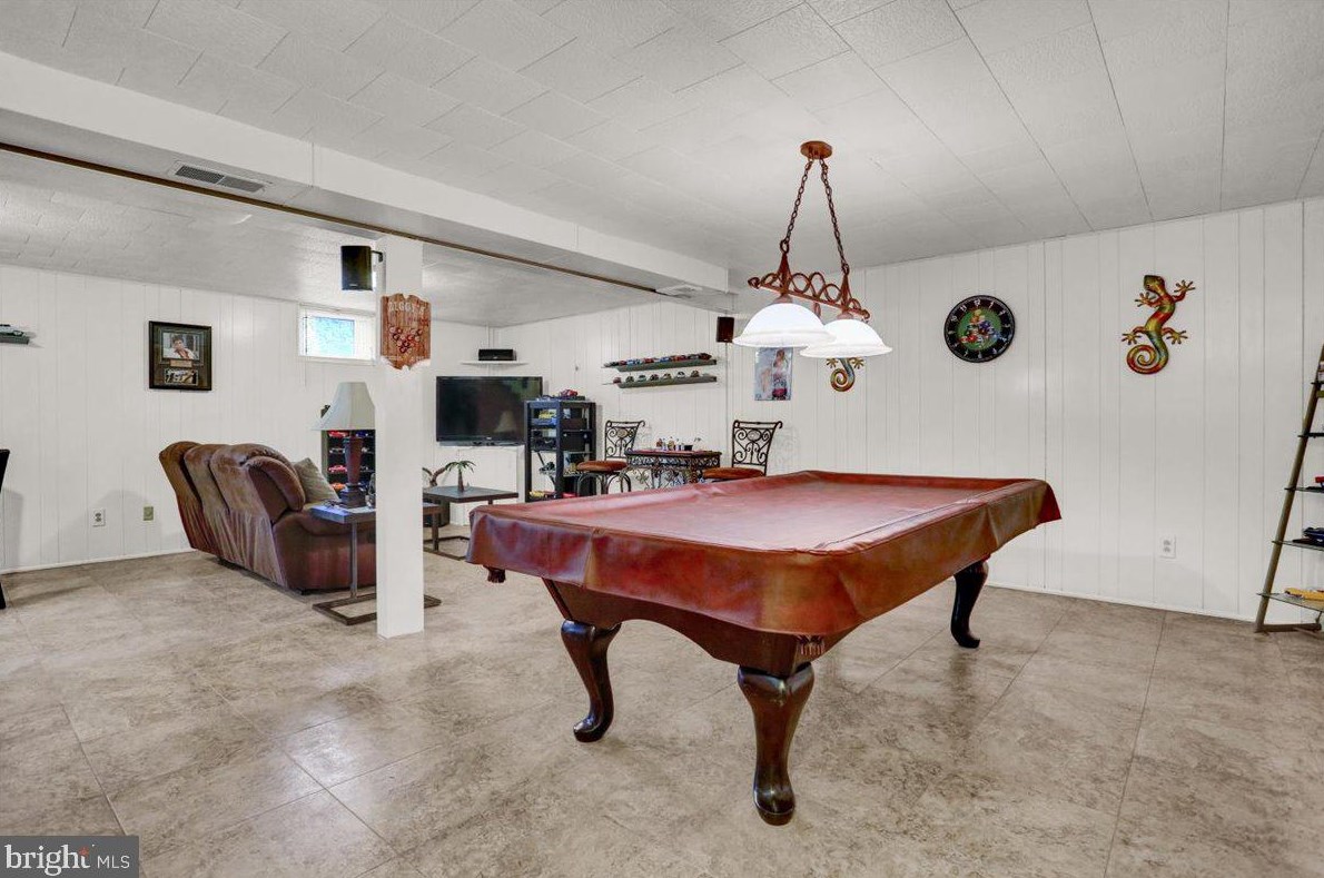 1800 Colonial Manor Dr, Lancaster PA  17603-6000 exterior