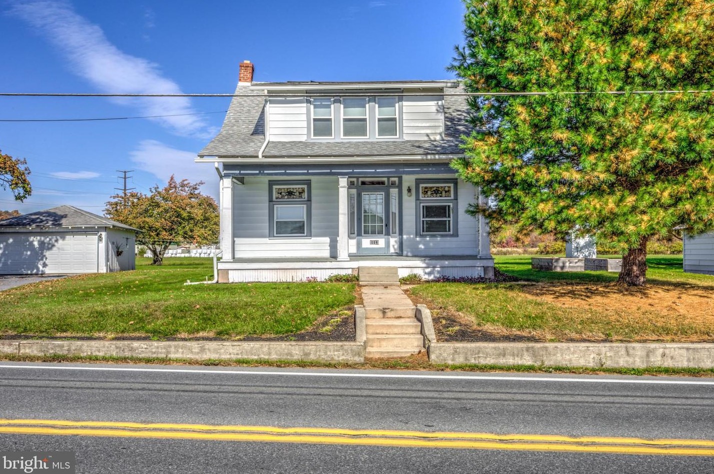 1113 W Swartzville Rd, Swartzville, PA 17569