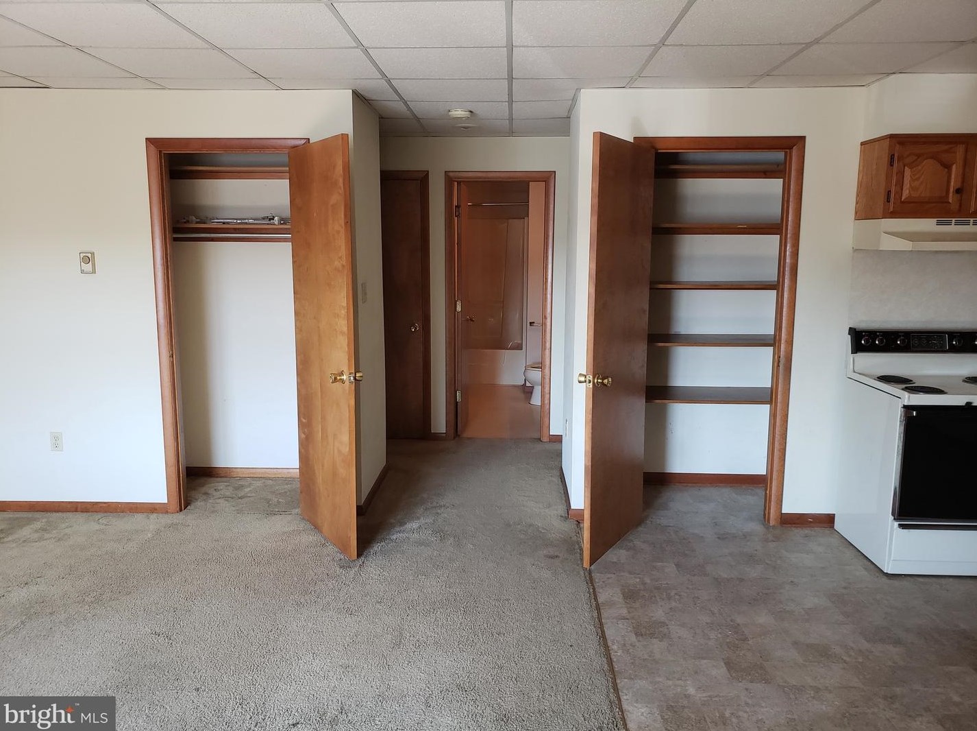 21 State St, Buck, PA 17566-1248