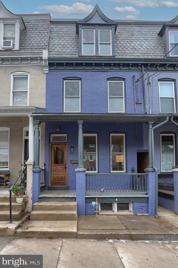 557 Orange St, Lancaster, PA 17603-3668
