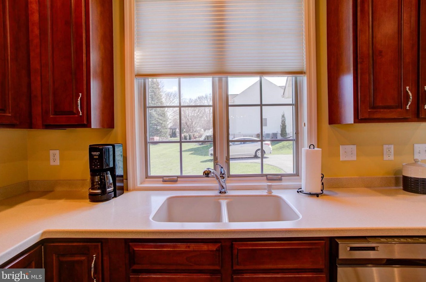 2141 Colleens Way, Lancaster PA  17601-5756 exterior