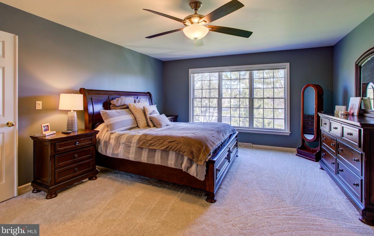 2141 Colleens Way, Lancaster PA  17601-5756 exterior