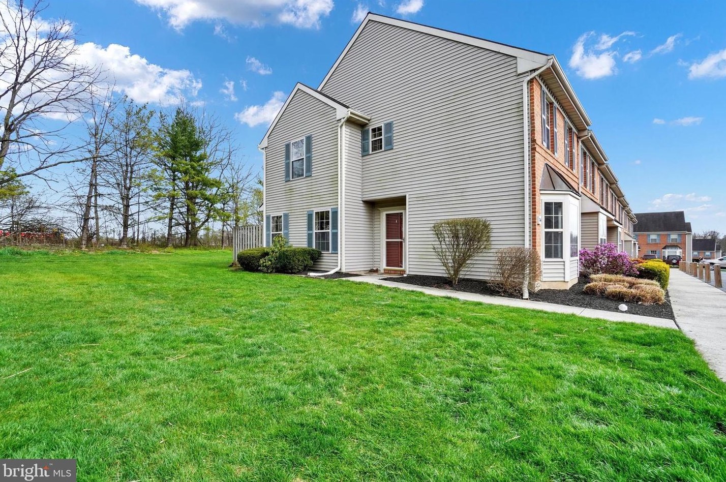 344 Meetinghouse Ln, Lancaster, PA 17601