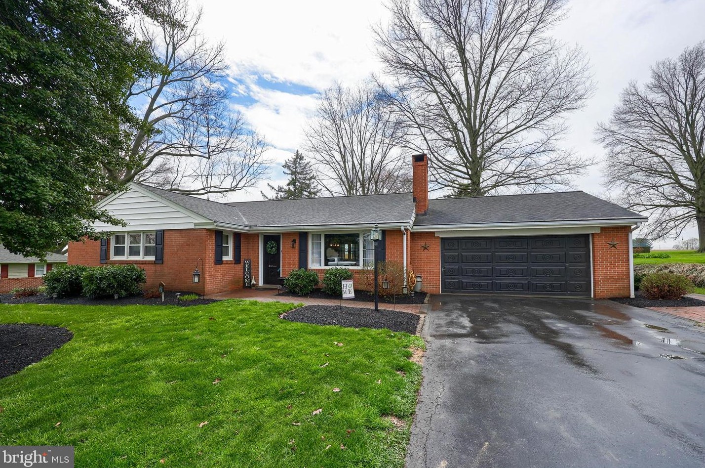 6 Birch Dr, Willow, PA 17584
