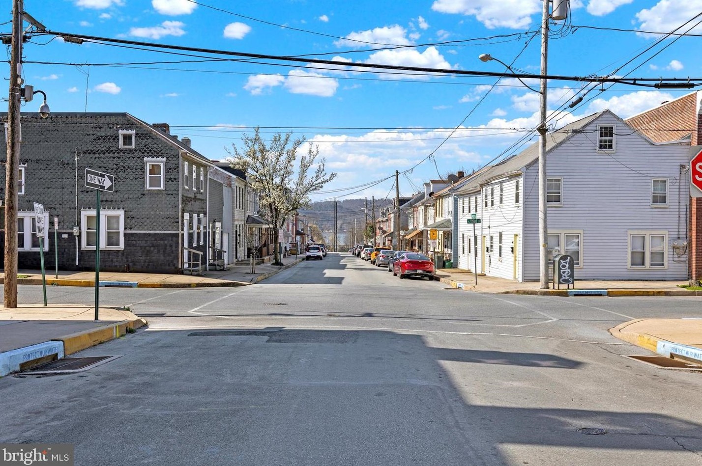 306 Perry St, Kinderhook PA  17512-1721 exterior
