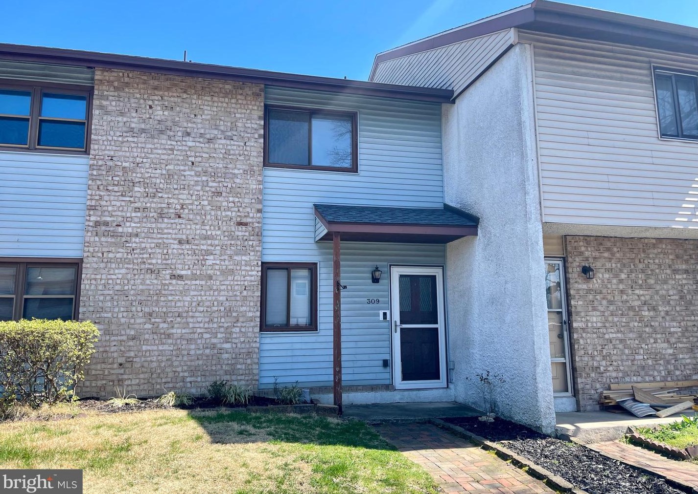 309 Greenland Dr, Lancaster, PA 17602