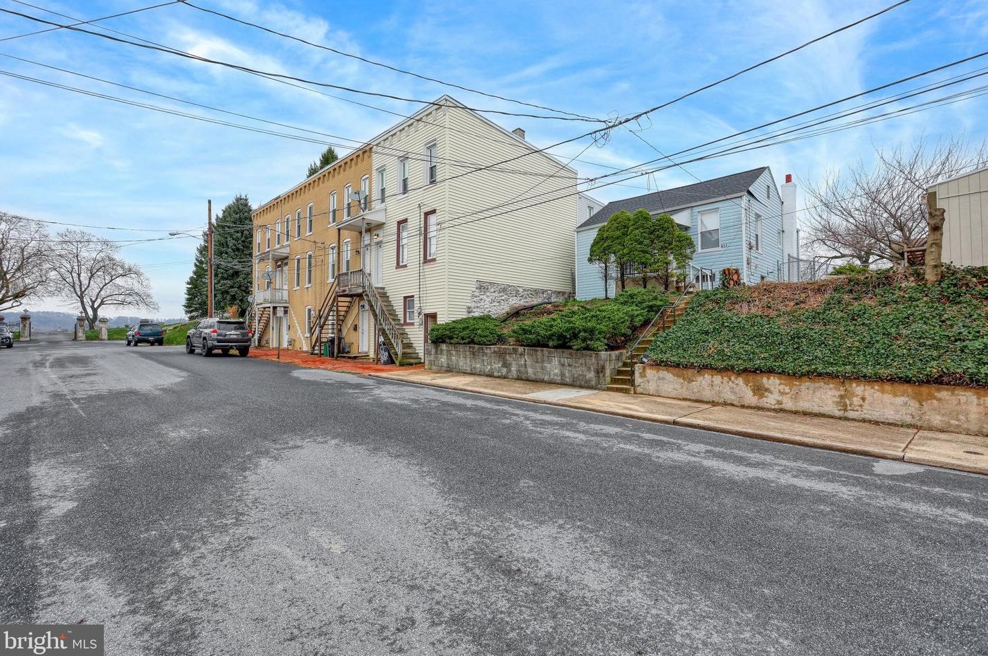 653 9th St, Kinderhook PA  17512-1802 exterior
