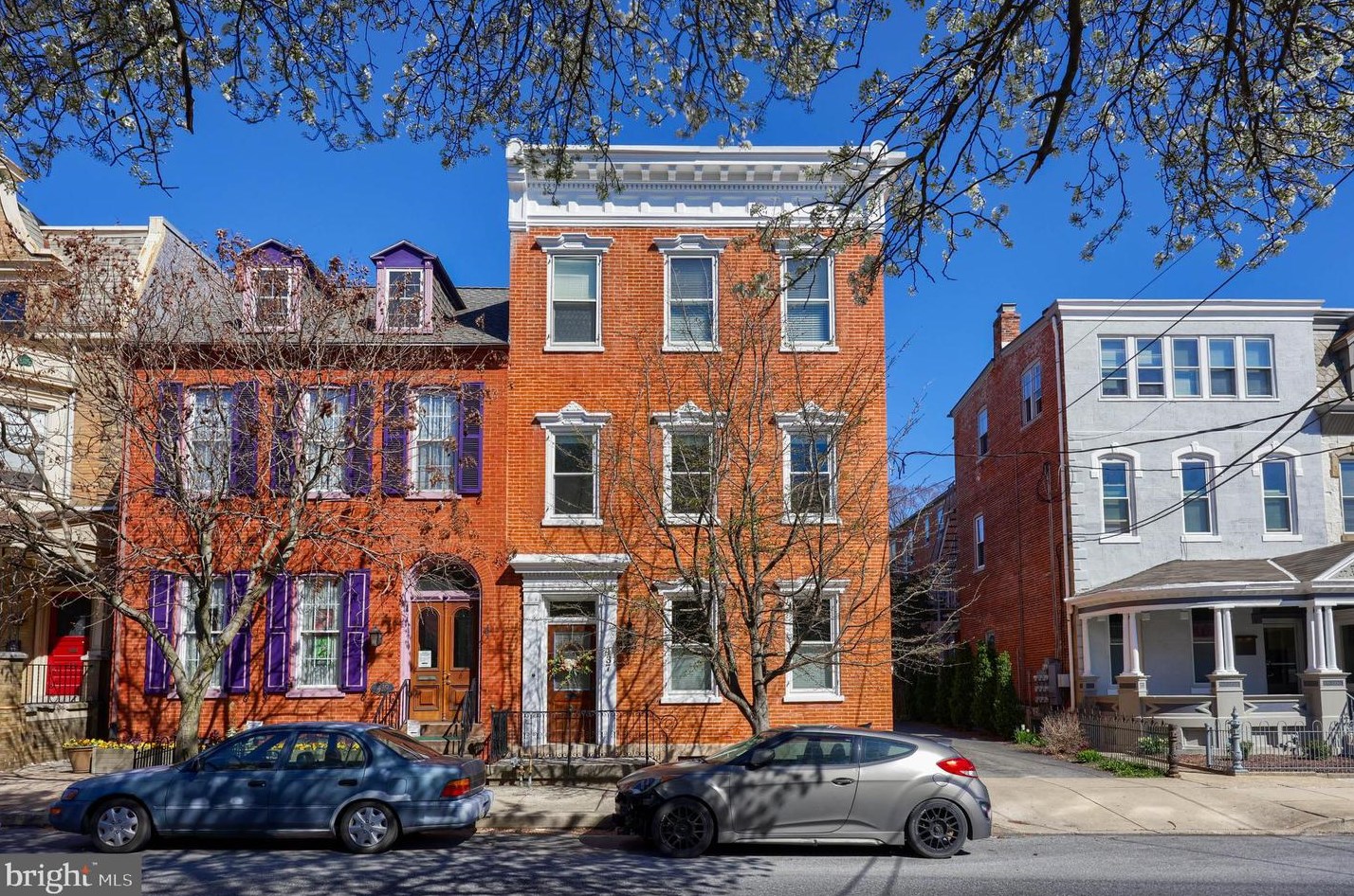 437 Orange St, Lancaster, PA 17603-3753