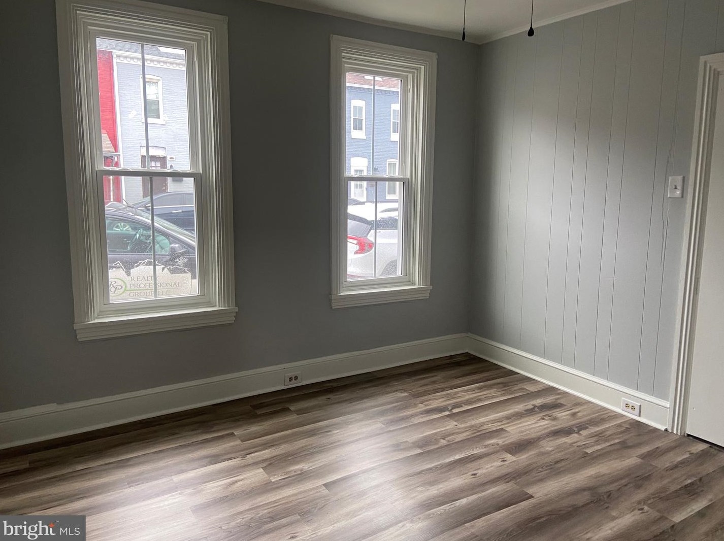 250 N 2nd St #1, Kinderhook, PA 17512