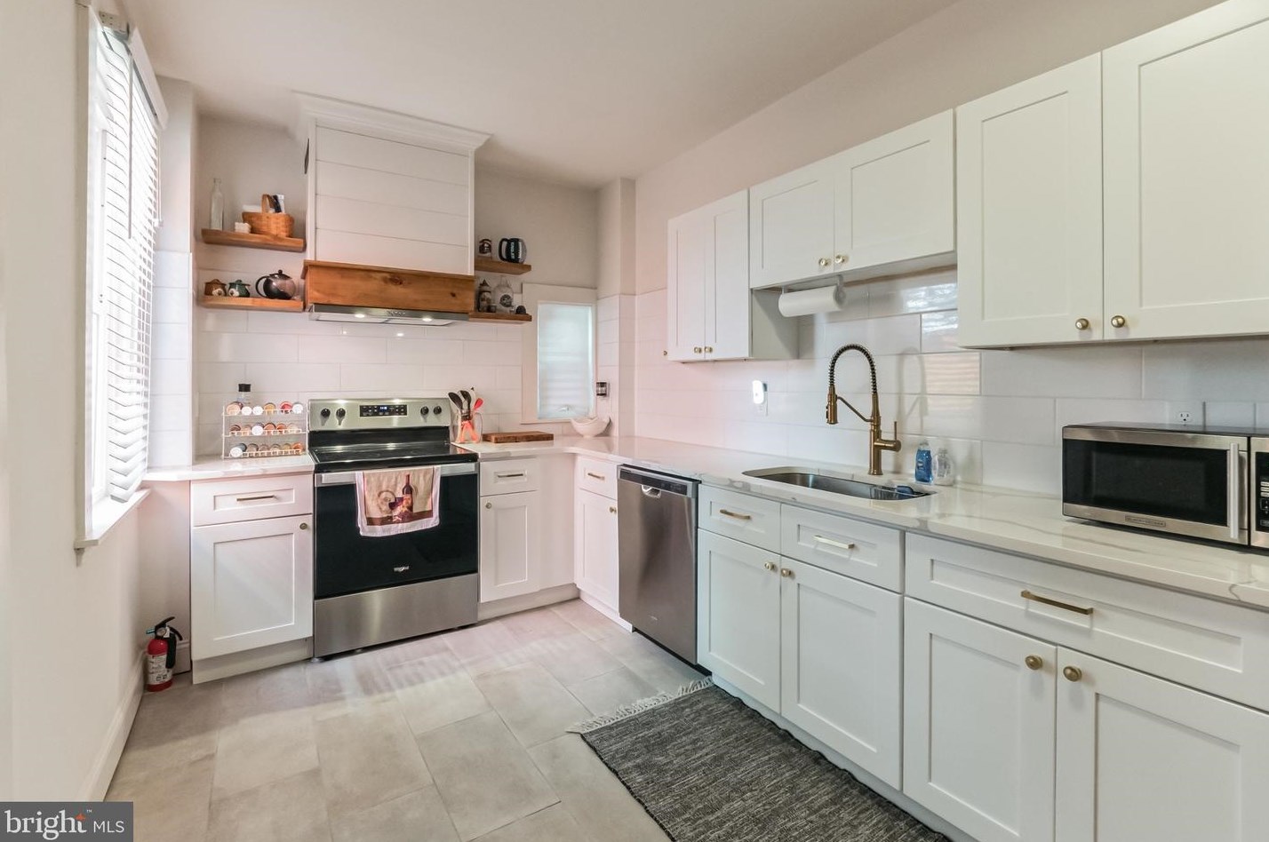 465 Plum St, Lancaster PA  17602-3709 exterior