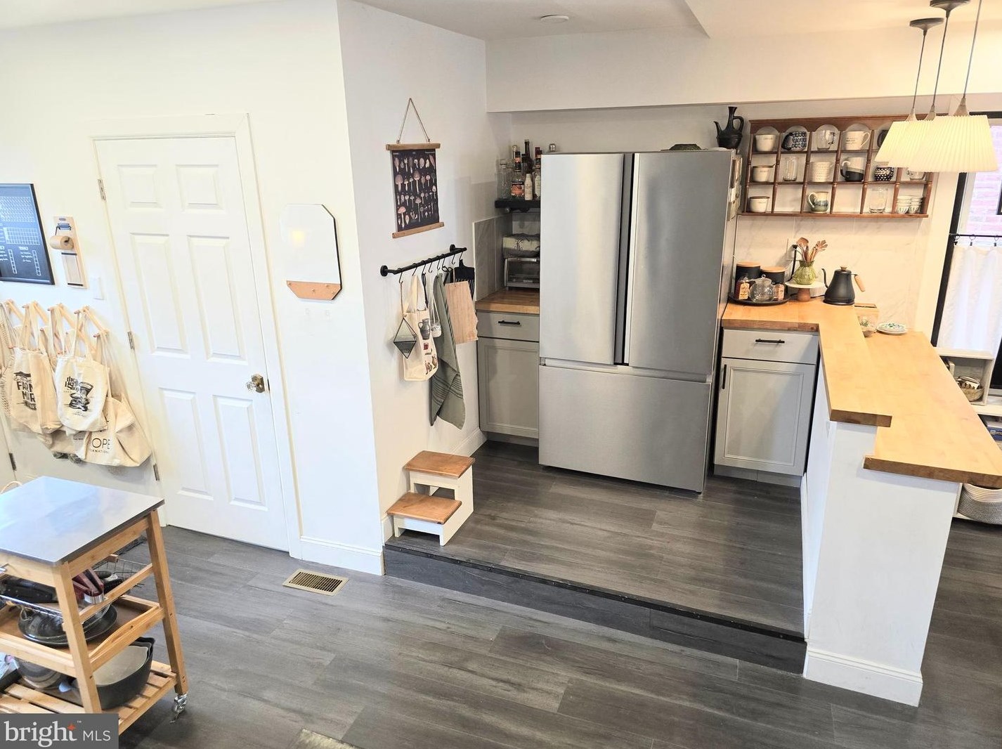 513 Poplar St, Lancaster PA  17603-5234 exterior