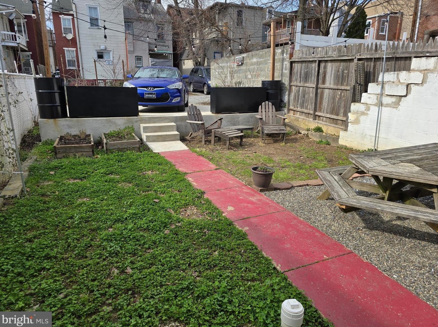 513 Poplar St, Lancaster PA  17603-5234 exterior