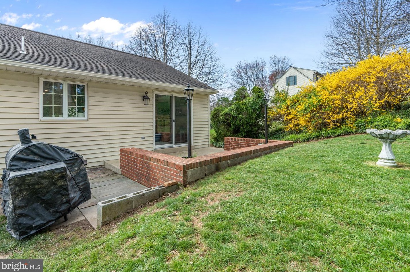 641 Lorraine Ave, Old Line PA  17545-9244 exterior