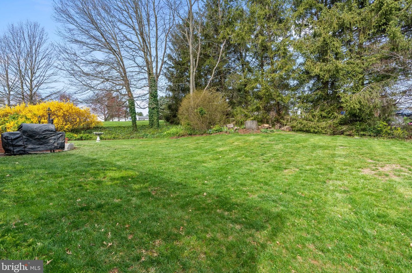 641 Lorraine Ave, Old Line PA  17545-9244 exterior