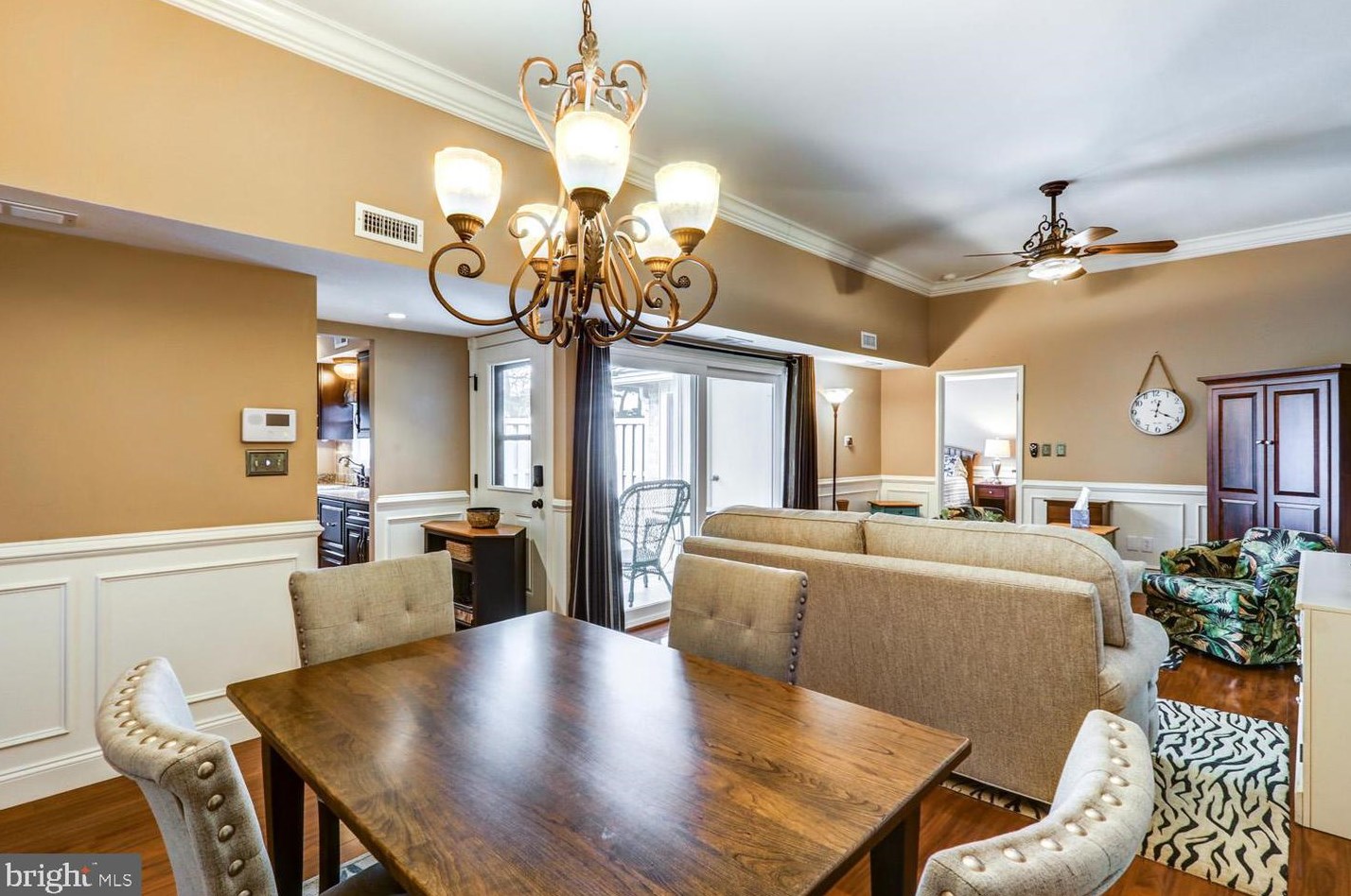 410 Valleybrook Dr, Lancaster PA  17601-4642 exterior