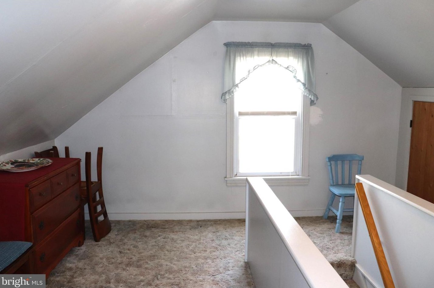 131 Old Mill Rd, Ephrata PA  17522-1810 exterior