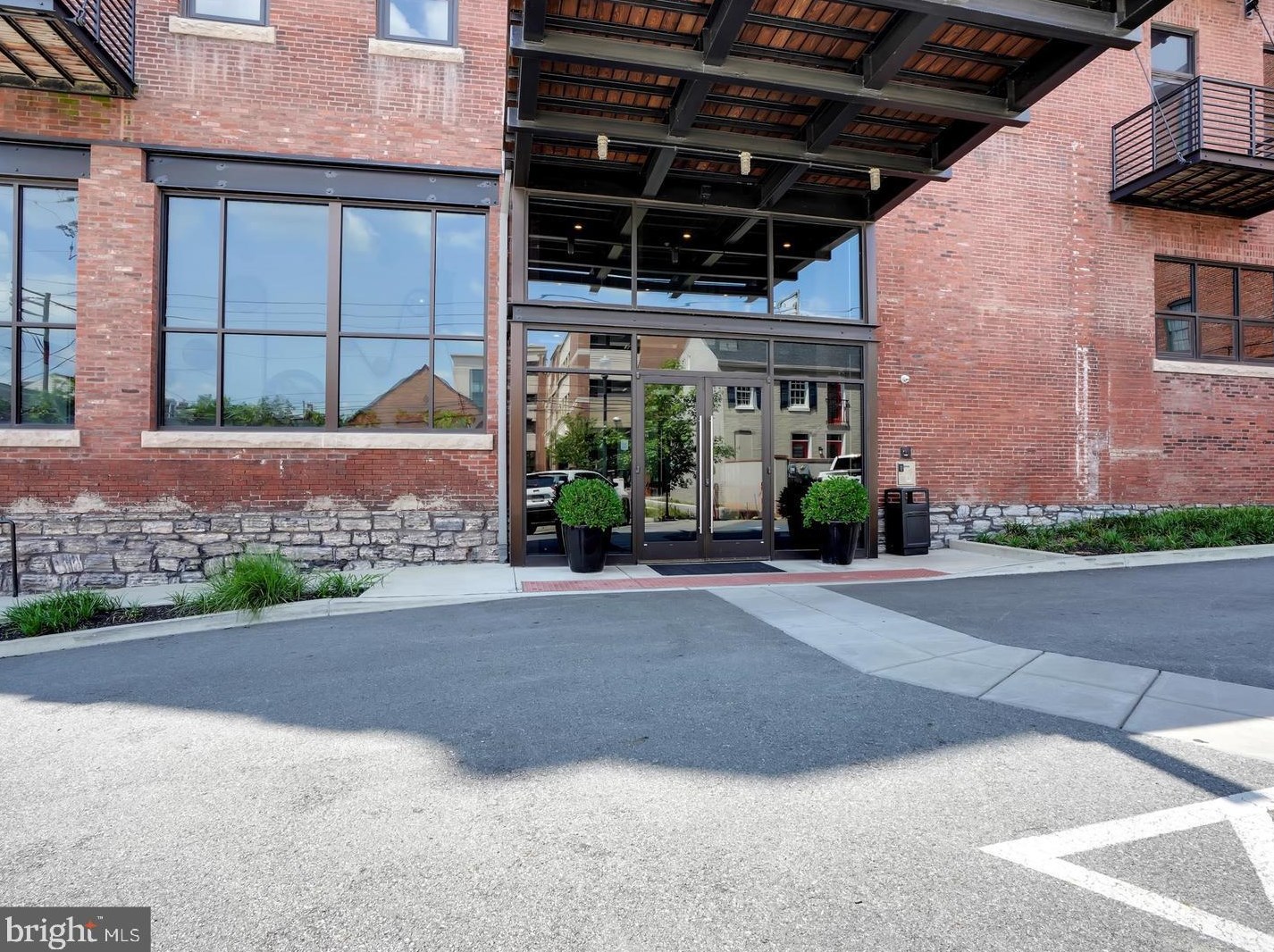 41 W Lemon St #503, Lancaster, PA 17603