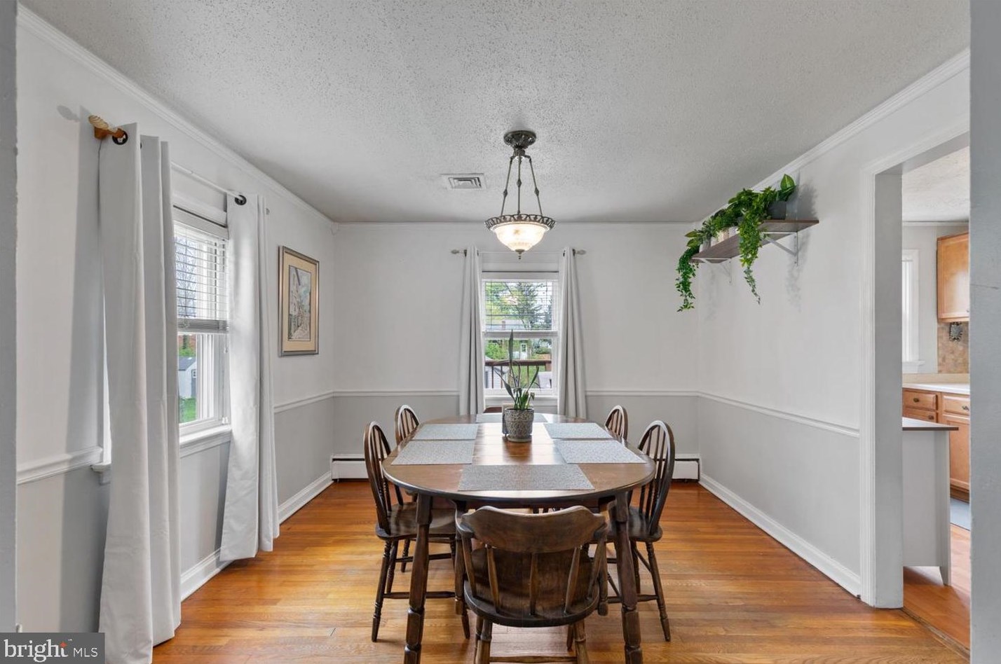 1021 Edgemoor Ct, Lancaster PA  17601-5131 exterior