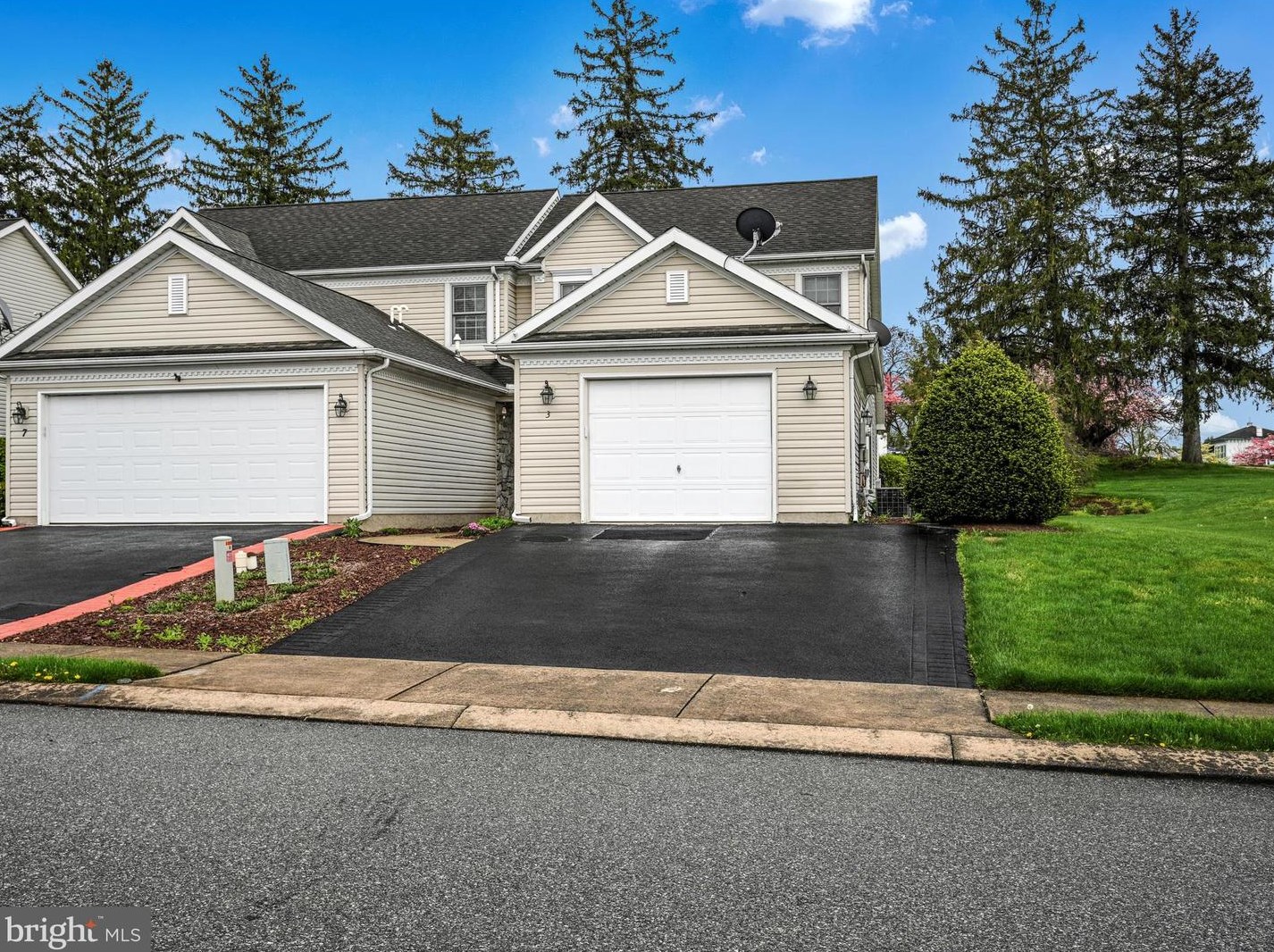 3 Hemlock Dr, Maytown, PA 17550