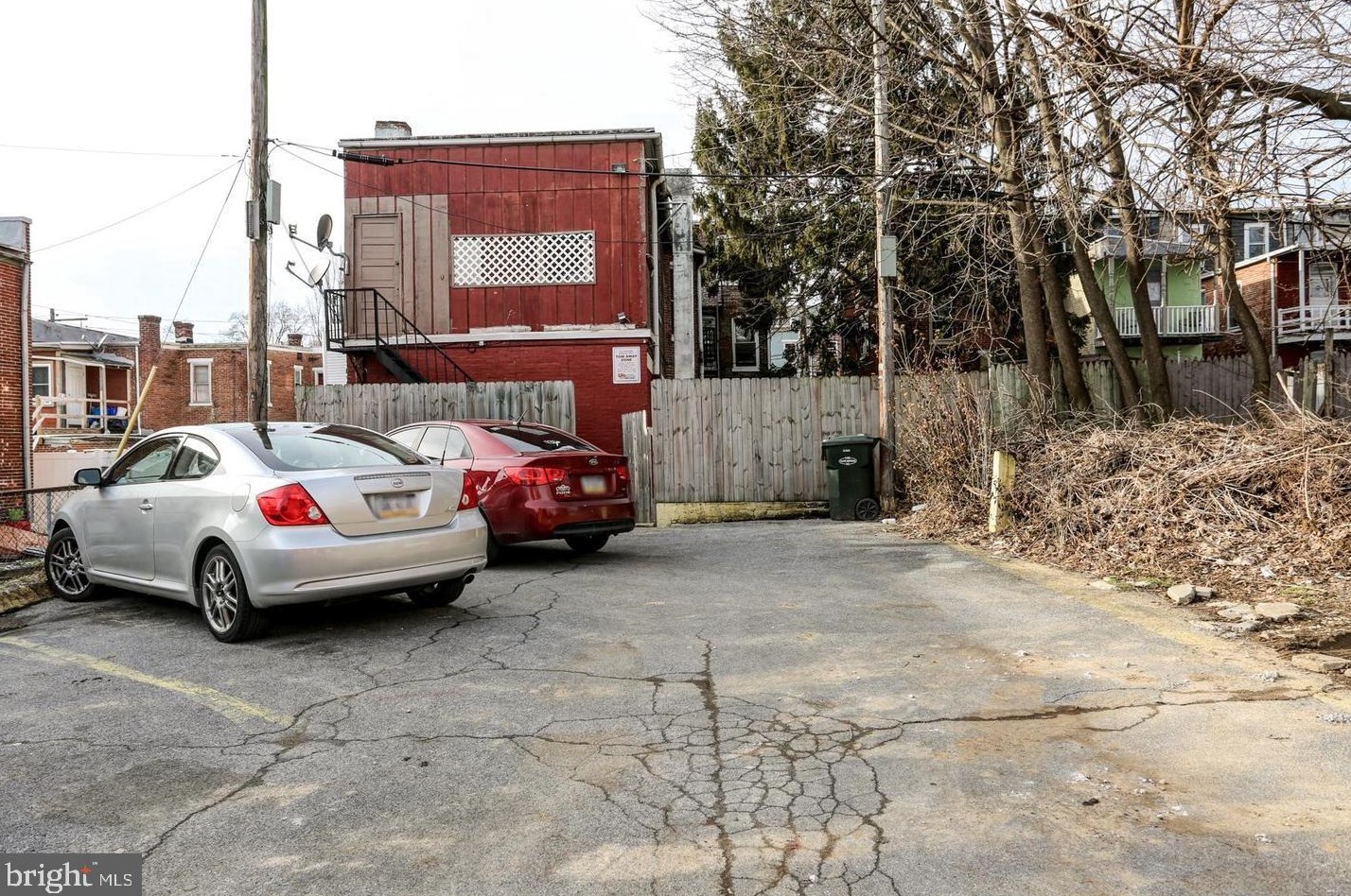 464 Manor St, Lancaster, PA 17603-5214