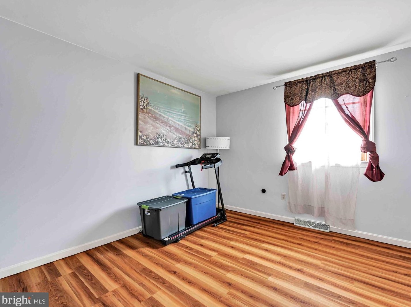 287 Longfellow Dr, Lancaster PA  17602-4017 exterior