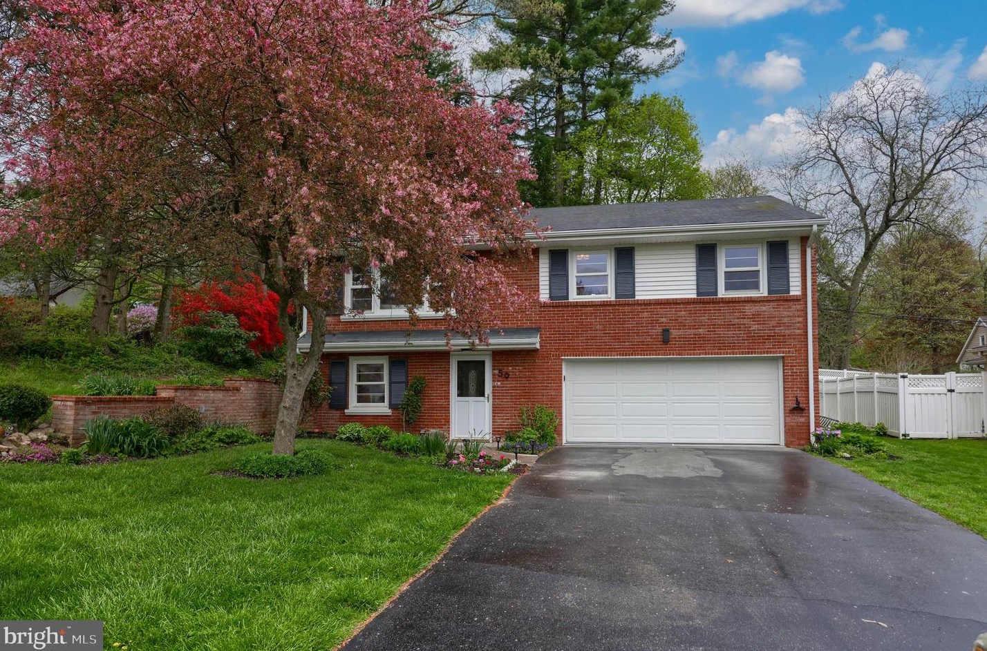 59 Jackson Dr, Lancaster, PA 17603-4745