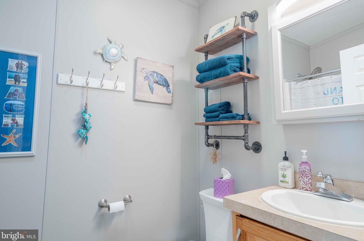 119 Summers Dr, Lancaster PA  17601-5860 exterior