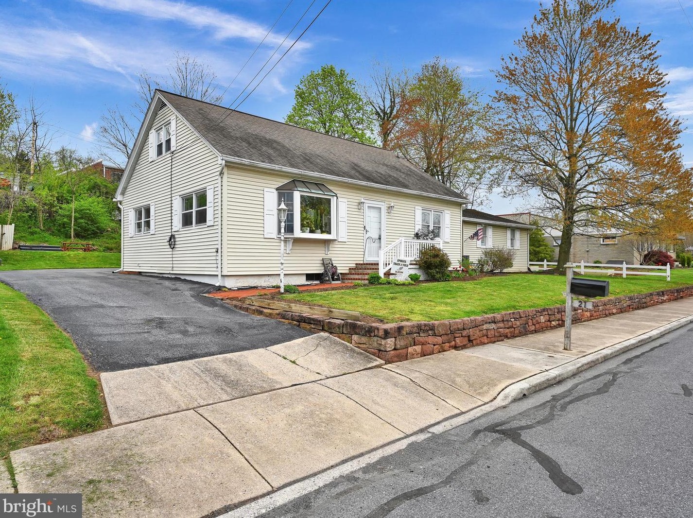 21 Landis Rd, Ephrata, PA 17522