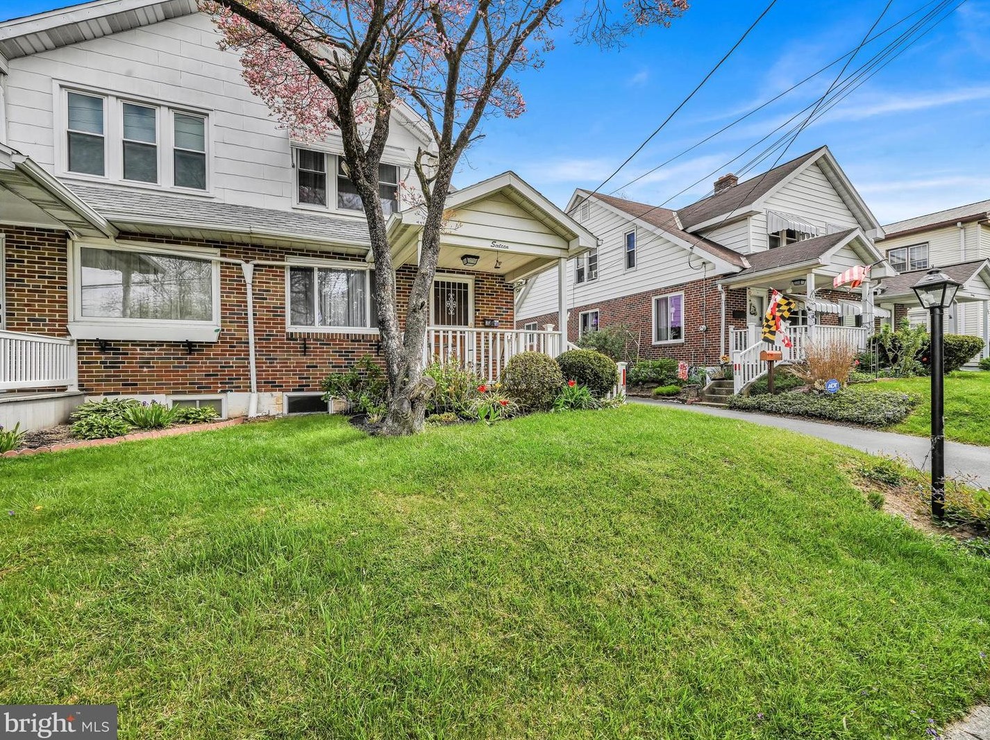16 Orange St, Ephrata, PA 17522-2315