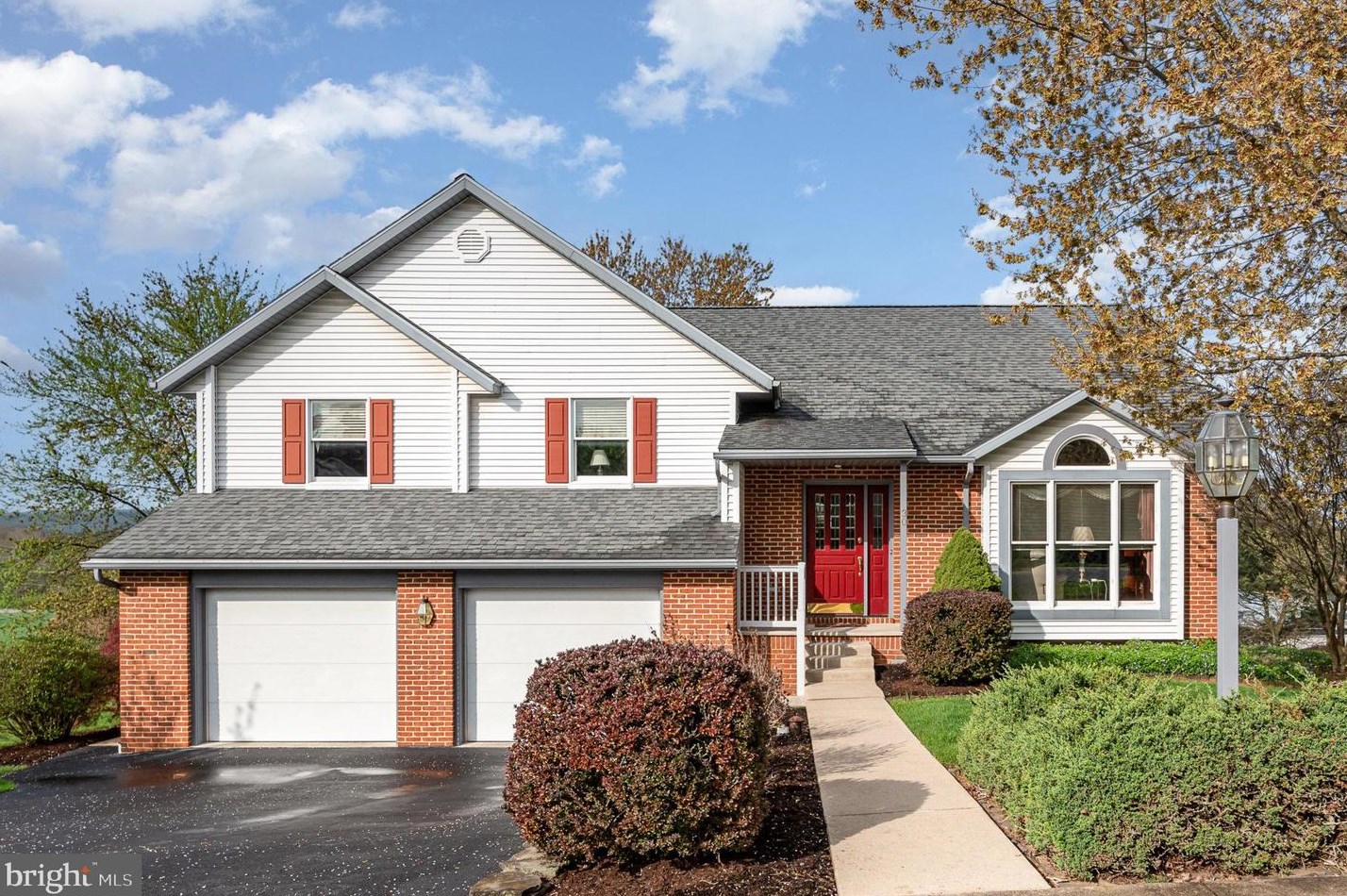 30 Oriole Dr, Schoeneck, PA 17578