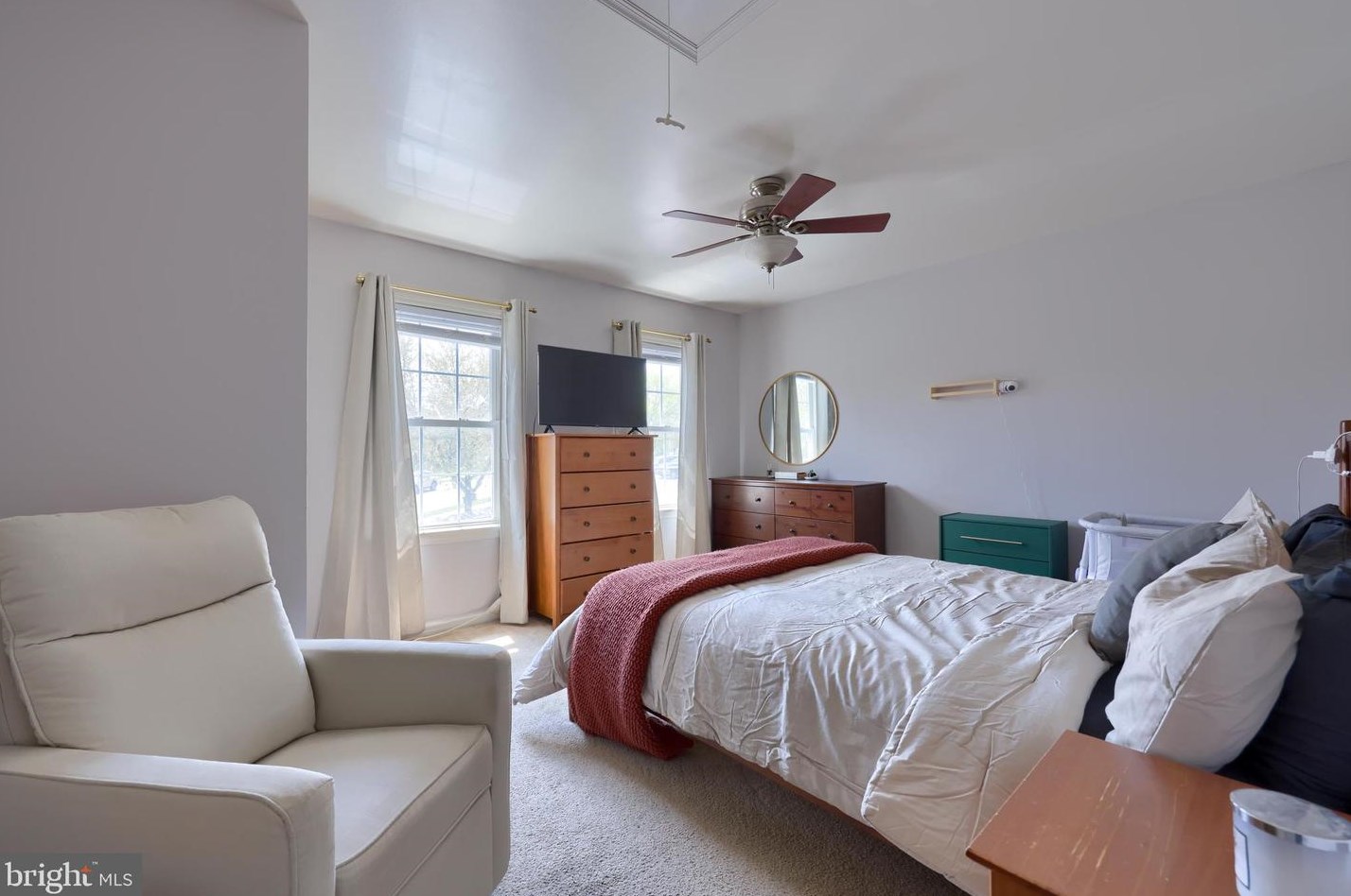 839 Knl Dr, Mount Joy PA  17552-9417 exterior