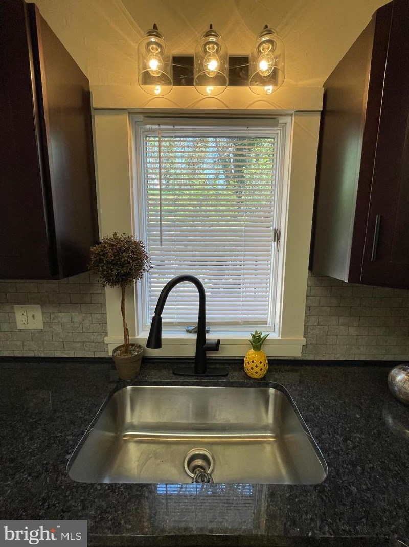 431 3rd St, Kinderhook PA  17512-1139 exterior