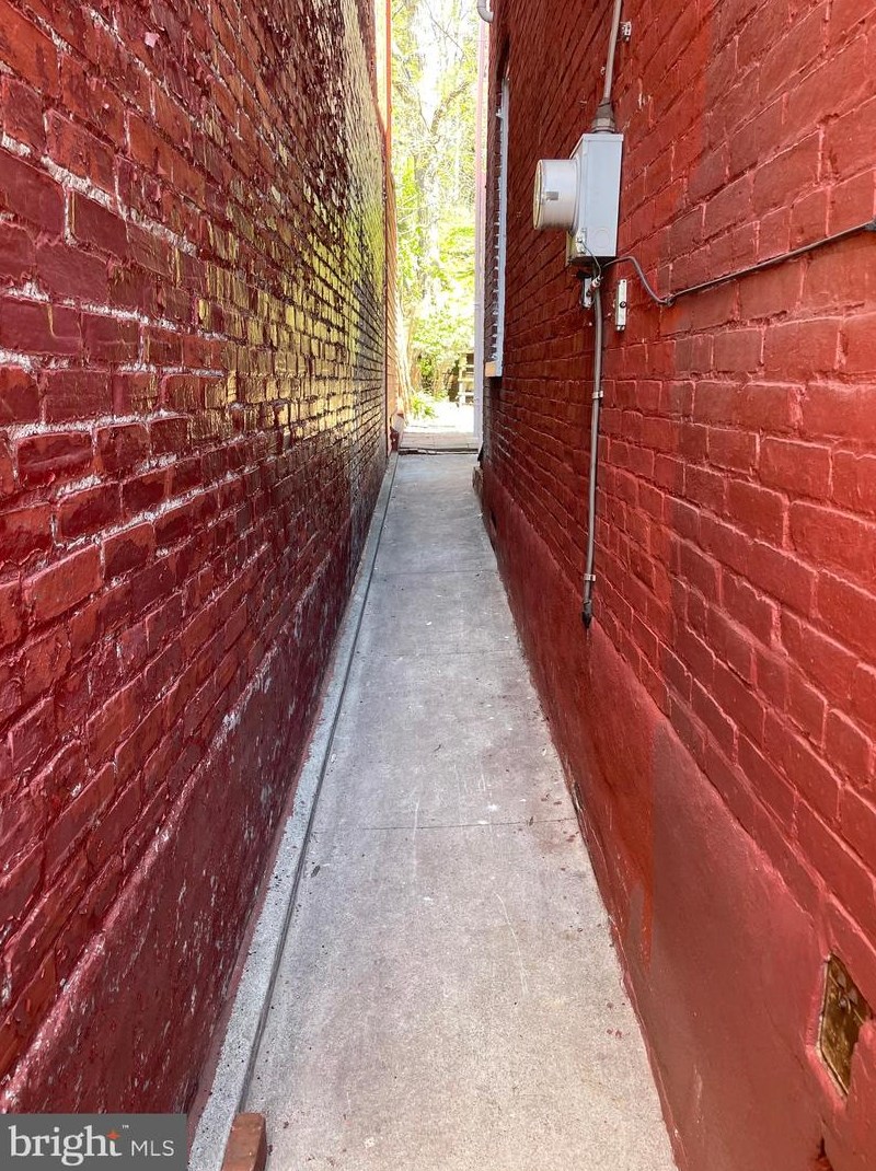 431 3rd St, Kinderhook PA  17512-1139 exterior