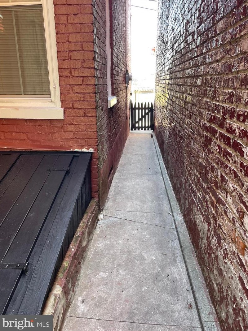 431 3rd St, Kinderhook PA  17512-1139 exterior