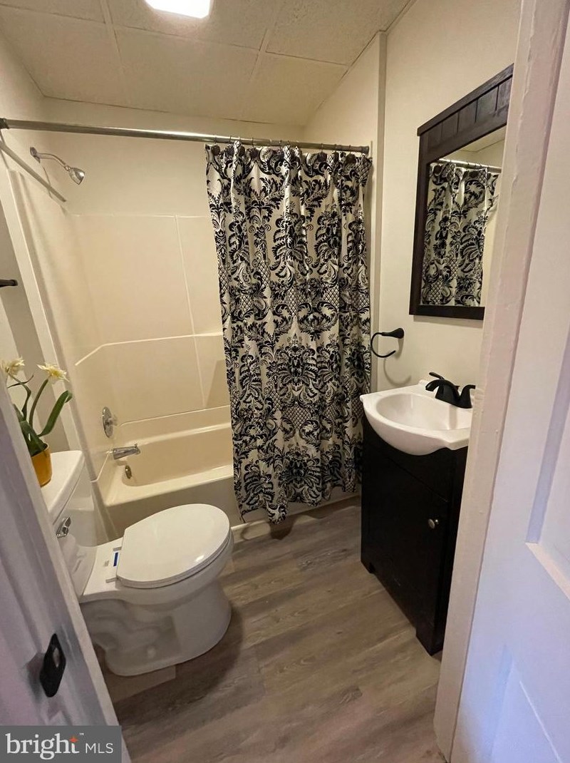 431 3rd St, Kinderhook PA  17512-1139 exterior