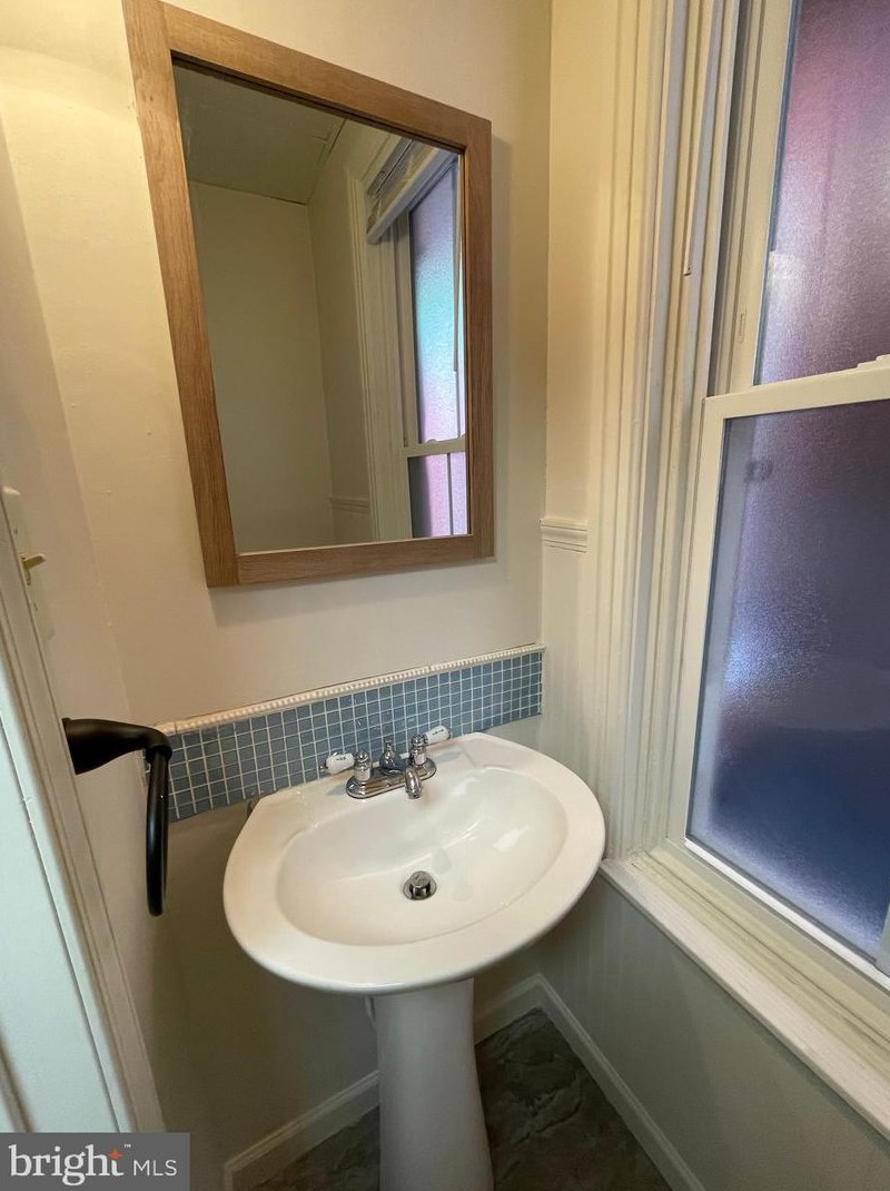 431 3rd St, Kinderhook PA  17512-1139 exterior